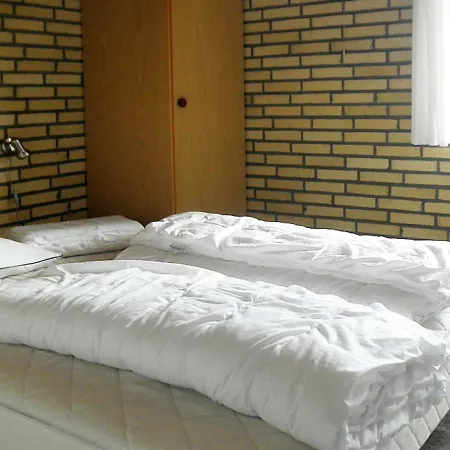 Three-bedroom Holiday In Henne 6 亨讷斯特兰德